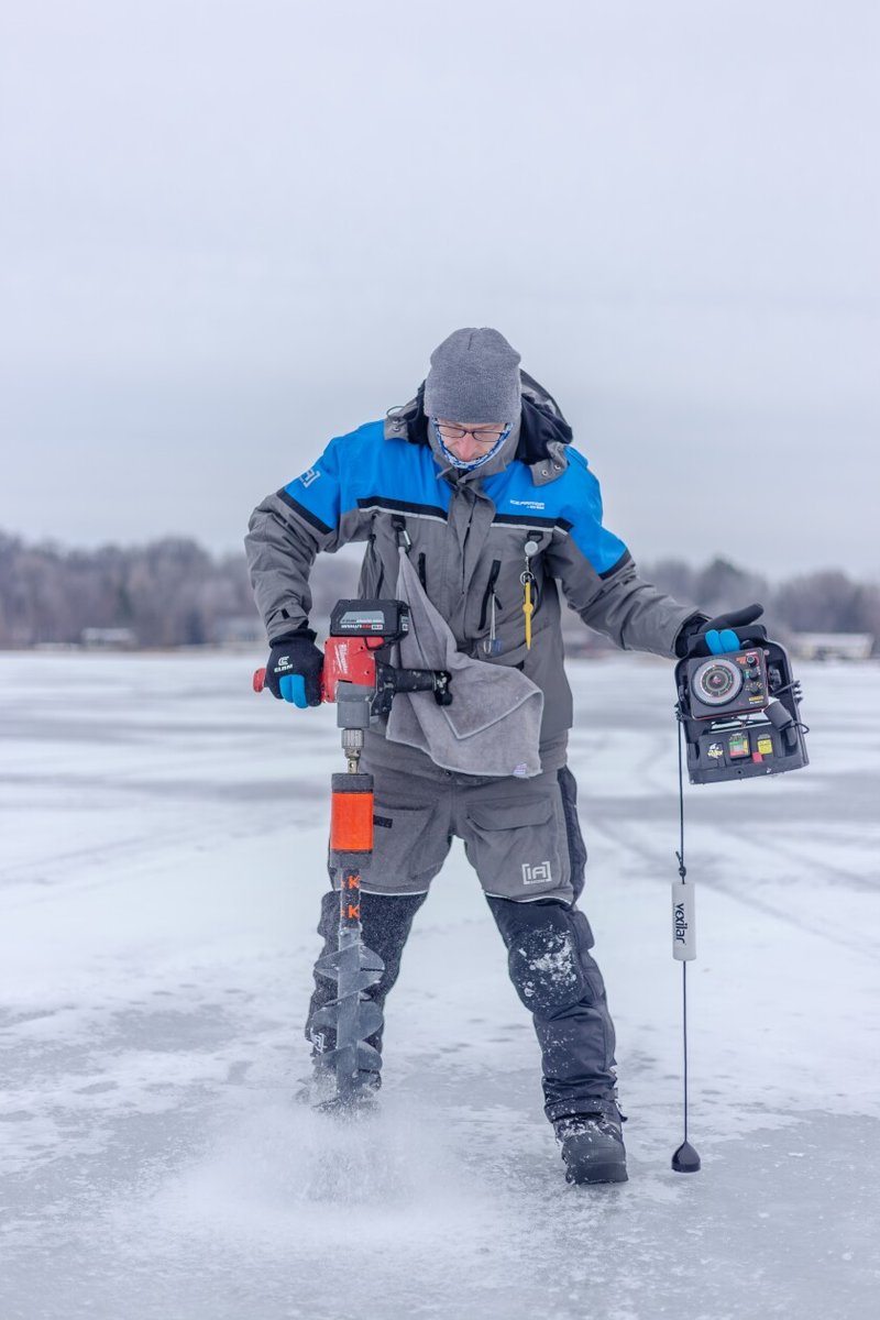A look at ice fishing online game